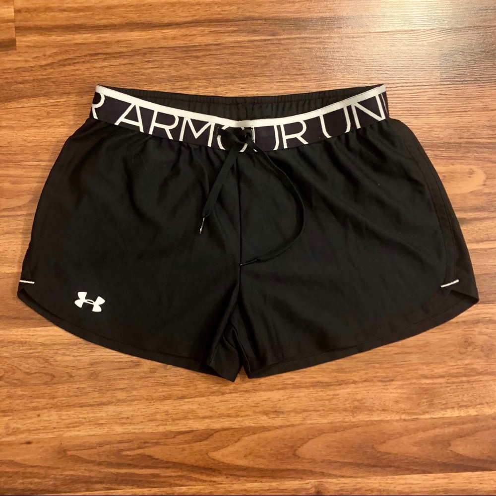 Under Armour Shorts (S)